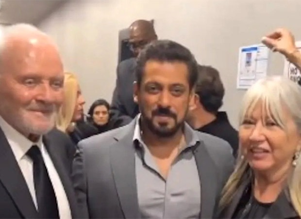 Salman Khan strikes a pose with Anthony Hopkins at an awards ceremony in Riyadh; watch : Bollywood News