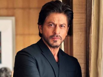 Shah Rukh Khan BREAKS SILENCE on his family’s tough years while accepting Indian of the Year Award: “Made me learn a lesson that be quiet” Shah Rukh Khan BREAKS SILENCE on his family’s tough years while accepting Indian of the Year Award: “Made me learn a lesson that be quiet”