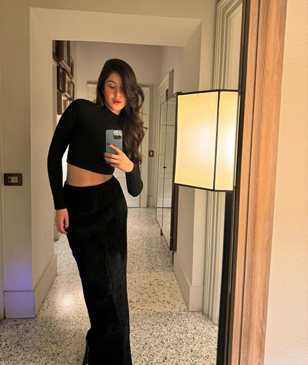 Shanaya Kapoor is turning heads and how in black and crop top