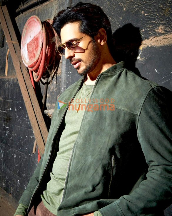 sidharth malhotra 6 10