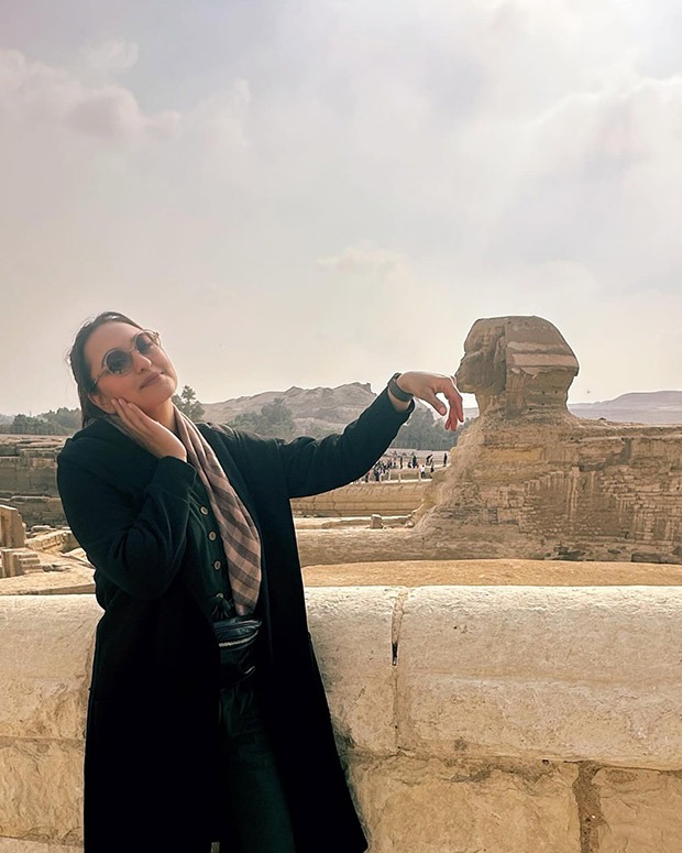 Sonakshi Sinha's Egyptian adventure: A Sphinx encounter is “just looking like a wow”