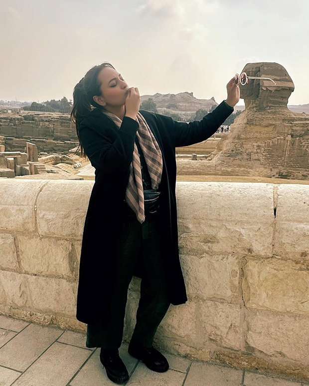 Sonakshi Sinha's Egyptian adventure: A Sphinx encounter is “just looking like a wow”