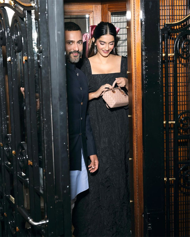 Sonam Kapoor accessorises her hair with pink bow, dresses head-to-toe in Dior for a date night in Paris, see pics Sonam Kapoor accessorises her hair with pink bow, dresses head-to-toe in Dior for a date night in Paris, see pics