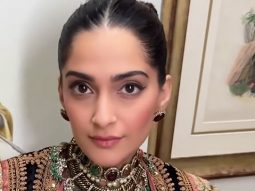 Sonam Kapoor looks absolutely beautiful in this look