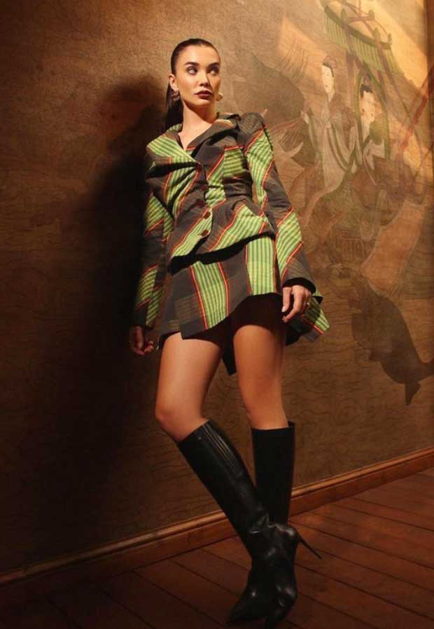 Amy Jackson plays it chic in plaid skirt set for Crakk promotions