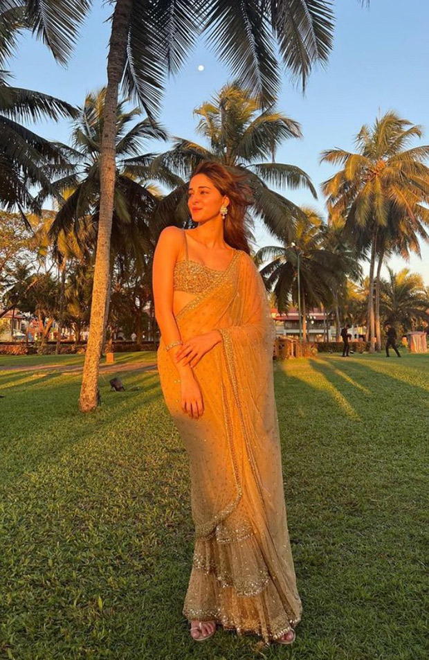 Ananya Panday shimmers in gold, adding Bollywood glamour to Rakul Preet and Jacky Bhagnani's wedding in Goa Ananya Panday shimmers in gold, adding Bollywood glamour to Rakul Preet and Jacky Bhagnani's wedding in Goa