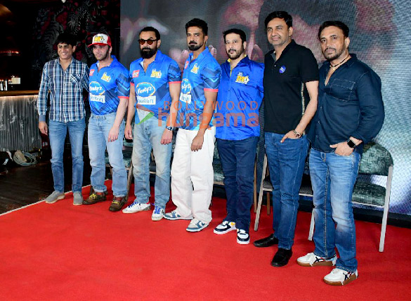 Photos: Bobby Deol, Saqib Saleem and others attend the press conference of CCL team Mumbai Heroes Photos: Bobby Deol, Saqib Saleem and others attend the press conference of CCL team Mumbai Heroes