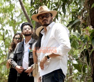 On The Sets Of The Movie Gin Ke Dus