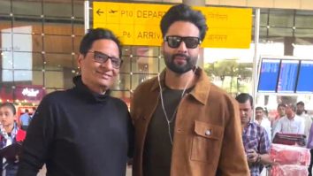 Jackky Bhagnani poses with dad Vashu Bhagnani at the airport