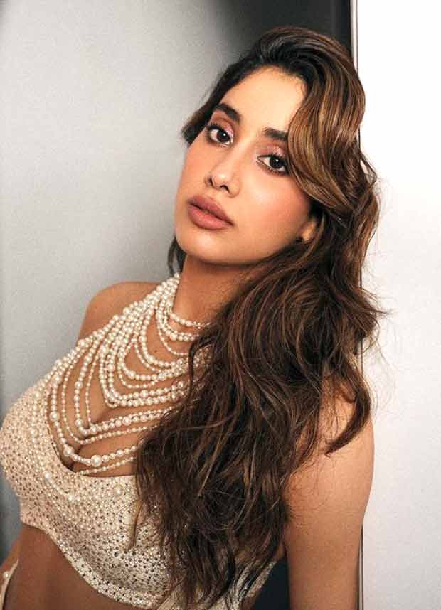 Janhvi Kapoor is straight out of fairy-tale in sheer white beaded concept saree from the shelves of designer Tarun Tahiliani