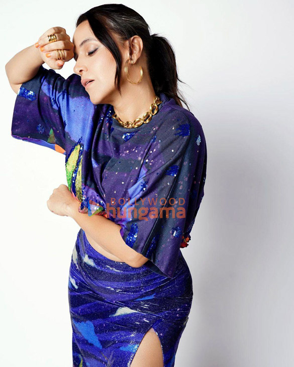 neha dhupia 7 6
