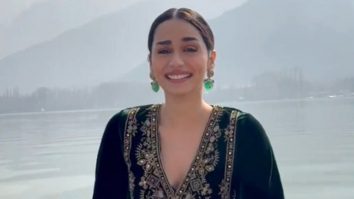 Our day just got better! Manushi Chhillar enjoys boat ride at Dal Lake