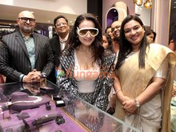 Photos: Ameesha Patel inaugurates the first flagship store of Vanior Jewels in Mumbai