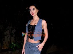 Photos: Amy Jackson snapped in Bandra