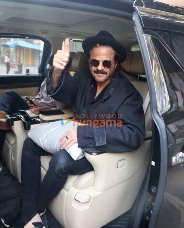 photos anil kapoor snapped in bandra 3
