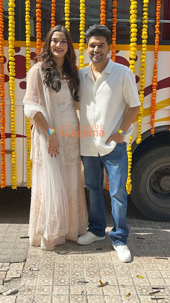 photos guru randhawa saiee manjrekar and anupam kher snapped at kuch khattaa ho jaay trailer launch 4