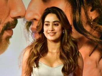 Photos: Janhvi Kapoor, Shahid Kapoor, Kriti Sanon and others grace the premiere of Teri Baaton Mein Aisa Uljha Jiya Photos: Janhvi Kapoor, Shahid Kapoor, Kriti Sanon and others grace the premiere of Teri Baaton Mein Aisa Uljha Jiya