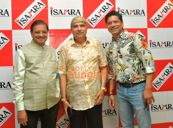 photos javed akhtar udit narayan shaan others pay tribute to lata mangeshkar at isamra sangeetmay baithak 3