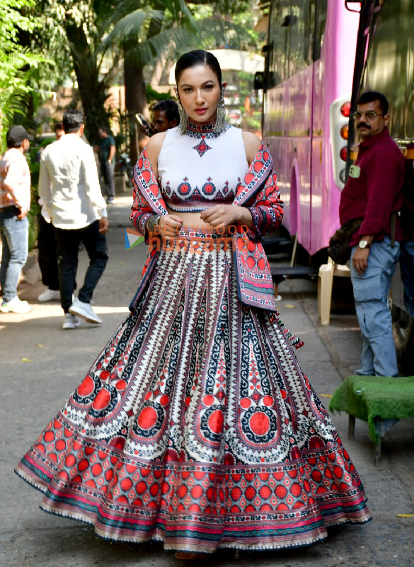 photos kriti sanon malaika arora jaaved jaaferi and others snapped on the sets of jhalak dikhhla jaa 11 11