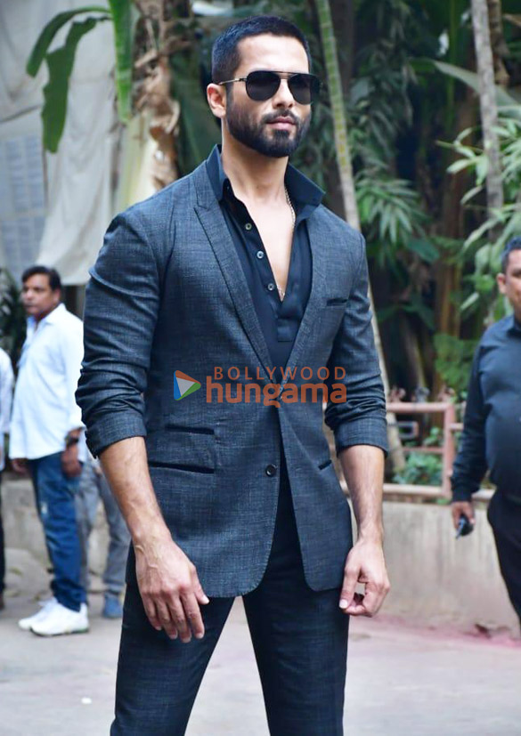 photos kriti sanon malaika arora jaaved jaaferi and others snapped on the sets of jhalak dikhhla jaa 11 3 2