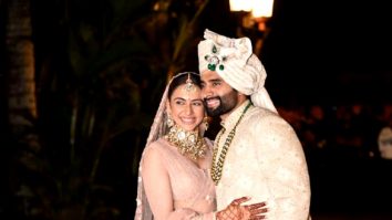 Photos: Rakul Preet Singh and Jackky Bhagnani snapped after tying the knot