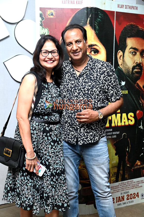 photos screening of film merry christmas in goa organised by kewal garg 1
