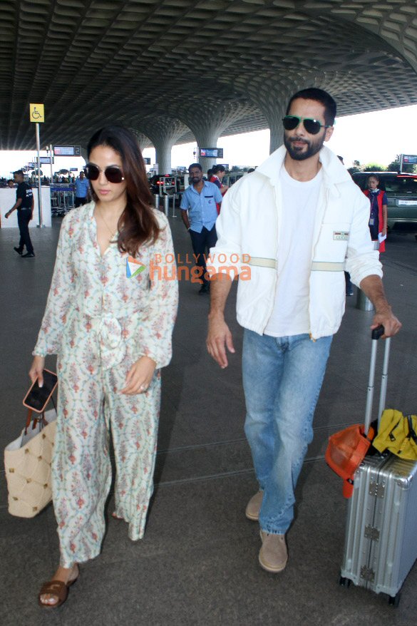 photos shahid kapoor mira kapoor aditya roy kapur and others snapped at the airport 8