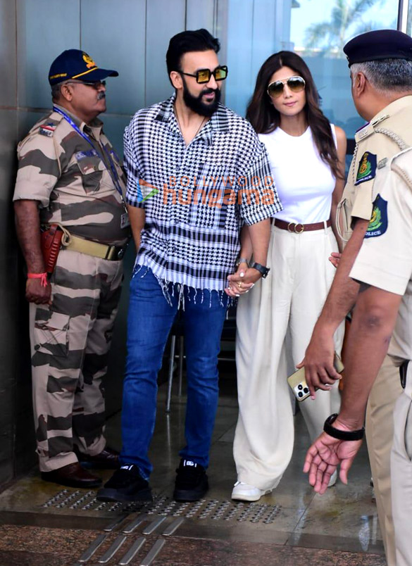 photos shilpa shetty shetty raj kundra and others snapped at goa airport 2 1