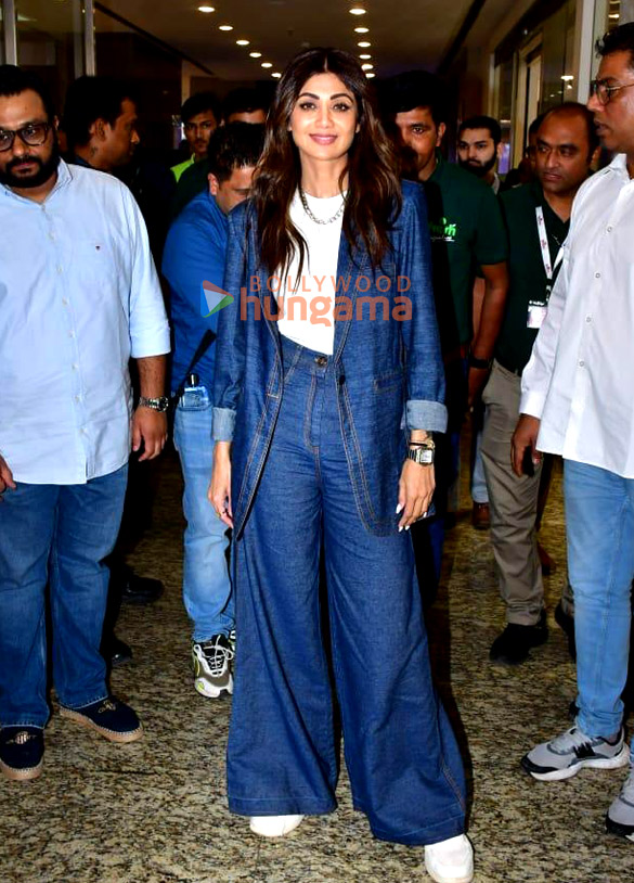 photos shilpa shetty snapped at a store launch 1