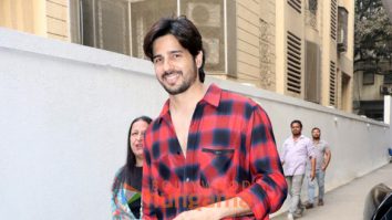 Photos: Sidharth Malhotra snapped outside the Dharma office in Khar