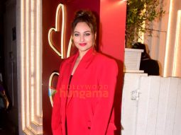 Photos: Sonakshi Sinha, Donal Bisht, Krishna Shroff and others snapped at Akina in Bandra