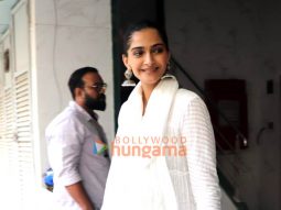 Photos: Sonam Kapoor Ahuja and Anand Ahuja snapped in Bandra