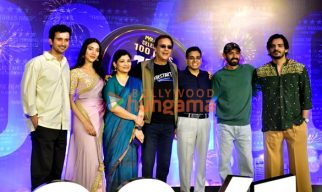 Photos: Vikrant Massey, Medha Shankr, Vidhu Vinod Chopra and others grace the 100 days celebration of 12th Fail at PVR, Juhu