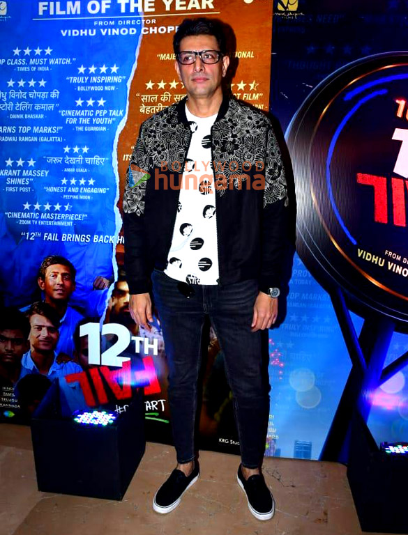 photos vikrant massey medha shankar vidhu vinod chopra and others grace the 100 days celebration of 12th fail 6