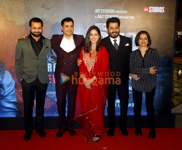 photos yami gautam dhar aditya dhar mrunal thakur and others snapped at the special screening of article 370 2