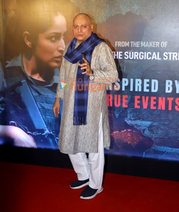 photos yami gautam dhar aditya dhar mrunal thakur and others snapped at the special screening of article 370 8