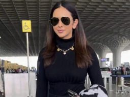 Rakul Preet Singh is all smiles as she poses for paps at the airport