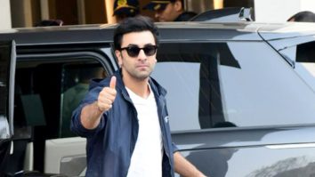 Ranbir Kapoor, Alia Bhatt get clicked at the airport with baby Raha