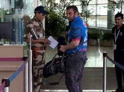 Sohail Khan gets clicked by paps at the airport rocking his blue jersey