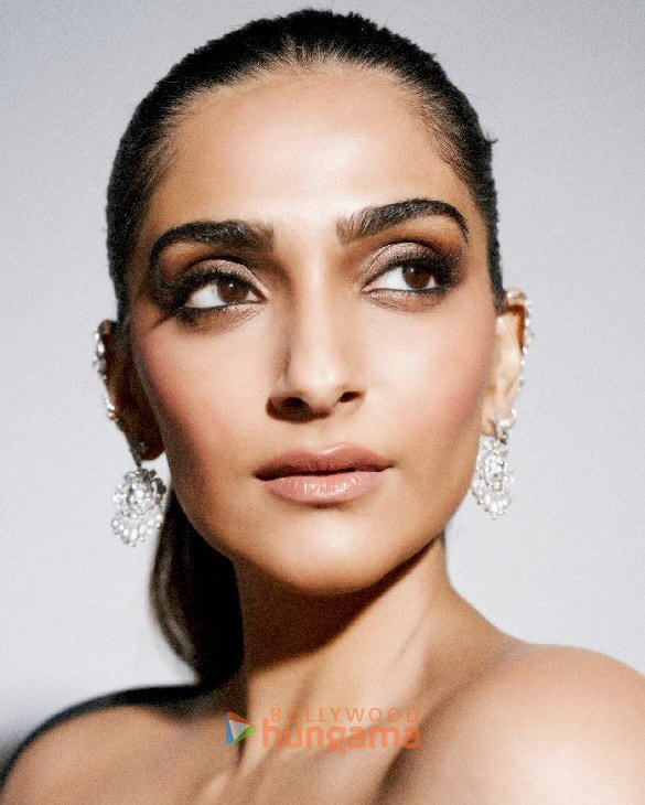 sonam kapoor ahuja 8 7