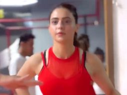 Aamna Sharif’s workout routine motivates us to stay fit