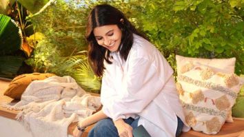 Anushka Sharma is all smiles as she posts a photo on Instagram for first time since birth of Akaay: “Morning sun and some reading time”