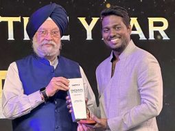Atlee Kumar wins Director of the Year award for Jawan; says, “Shah Rukh Khan is a global icon”