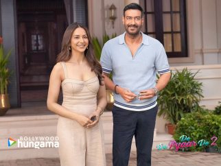 Movie Wallpapers Of The Movie De De Pyaar De 2