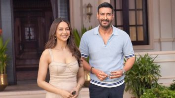 Movie Wallpapers Of The Movie De De Pyaar De 2