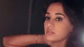 Glitz & Glam! Disha Patani shimmers in this beautiful outfit