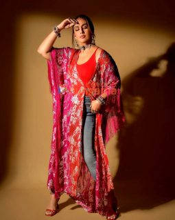 Celeb Photos Of Huma Qureshi