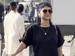 Kiran Rao greets paps with a happy smile as she leaves for Mumbai