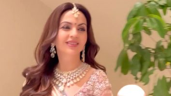 Nita Ambani sets up the bar for looking effortlessly elegant!