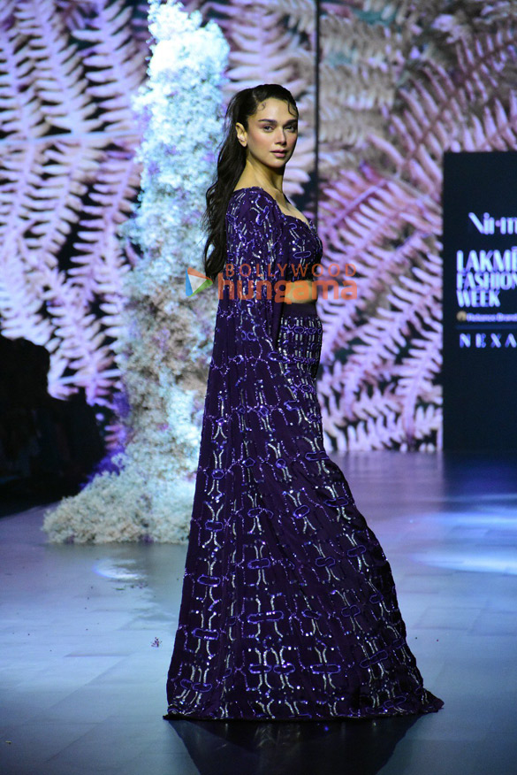 photos aditi rao hydari shehnaaz gill and abhimanyu dassani turn showstoppers for lakme fashion week 2024 4